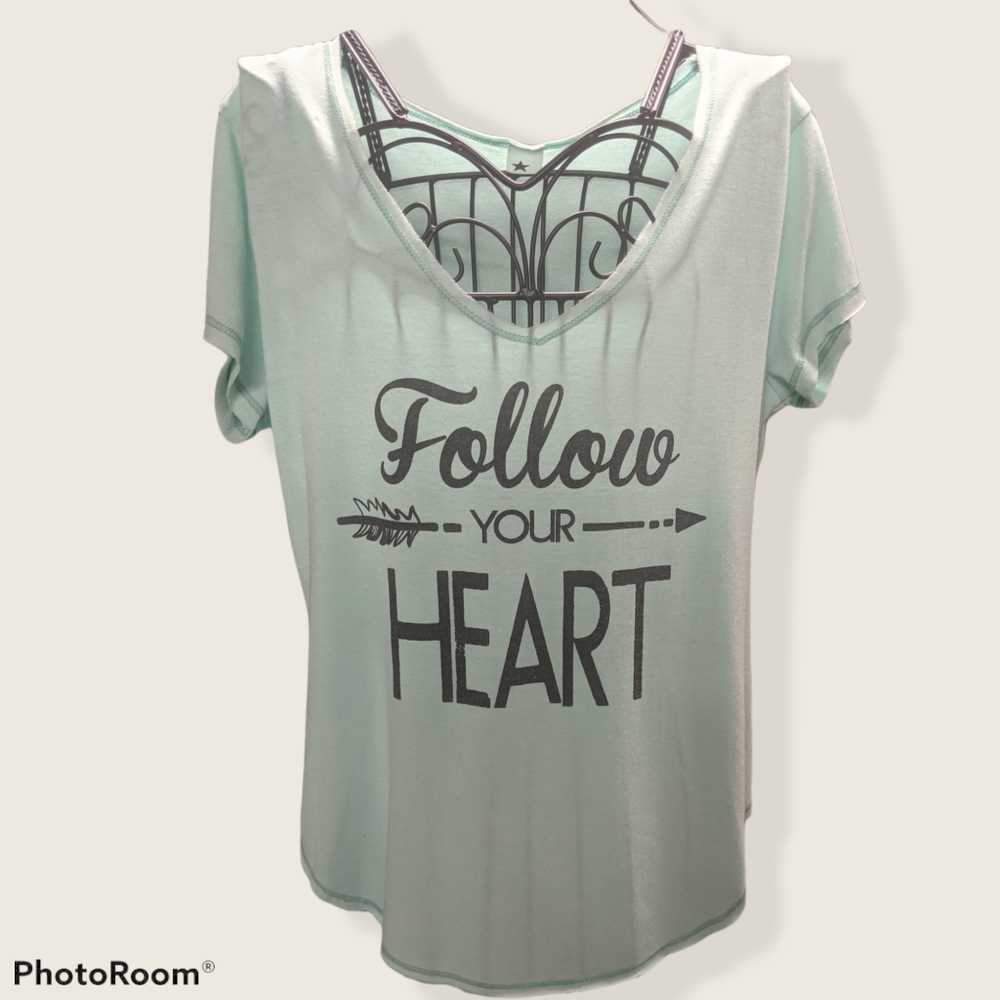 Medium tee